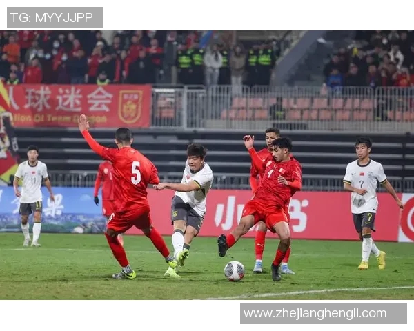 亚洲杯足球赛：聚焦亚洲顶级球队角逐与赛事发展新趋势